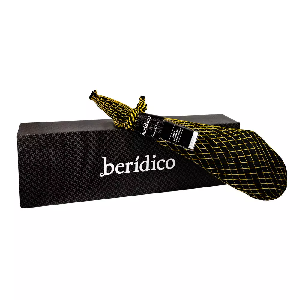 Jamón Ibérico de Bellota D.O. Dehesa de Extremadura Berídico en estuche negro