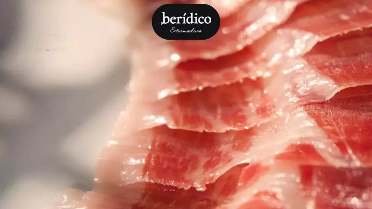 ¿Cuántas lonchas de jamón son 100 gramos?