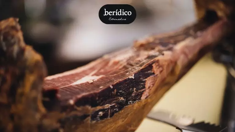 cuanto pesa el hueso de un jamón